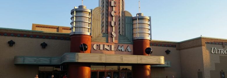Marcus Crosswoods Cinema