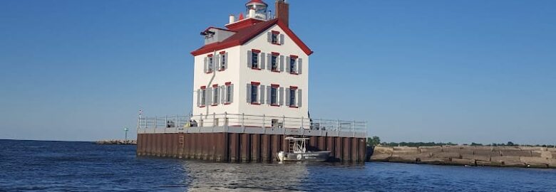 Lorain Harbor Lighthouse, llc