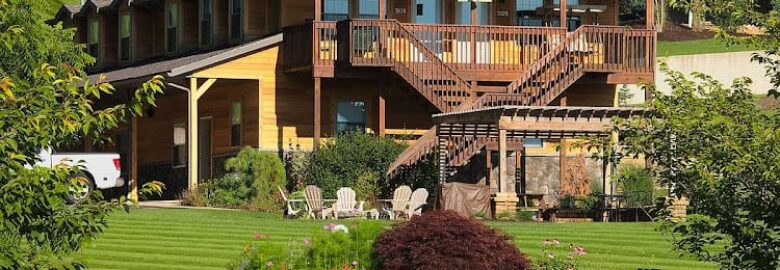 Sojourner’s Lodge & Cabin Suites