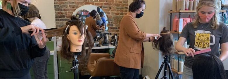 Hair and Makeup, Covington, KY, US